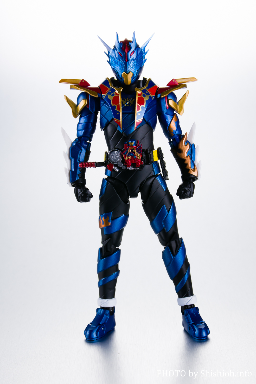 S.H.Figuarts 仮面ライダー グレートクローズ