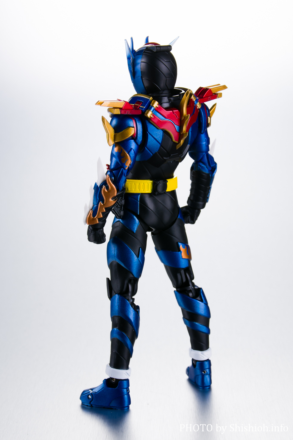 レビュー】 S.H.Figuarts 仮面ライダーグレートクローズ