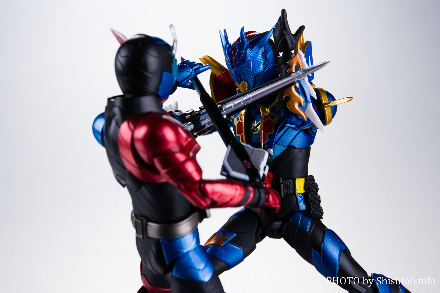 レビュー】 S.H.Figuarts 仮面ライダーグレートクローズ