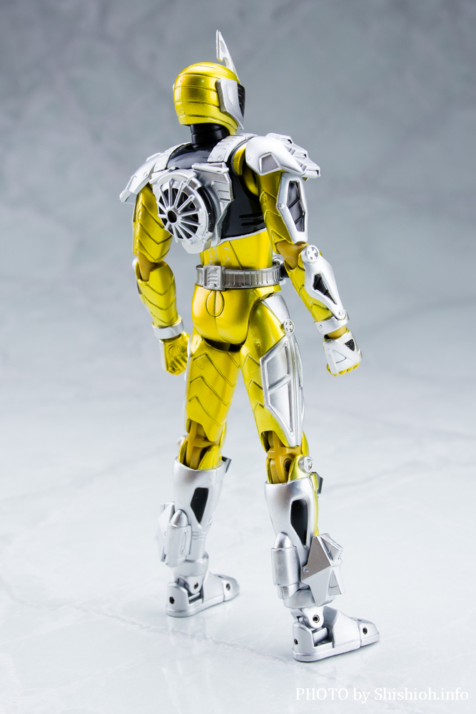 S.H.Figuarts ���ʃ��C�_�[�@�A�N�Z���u�[�X�^�[