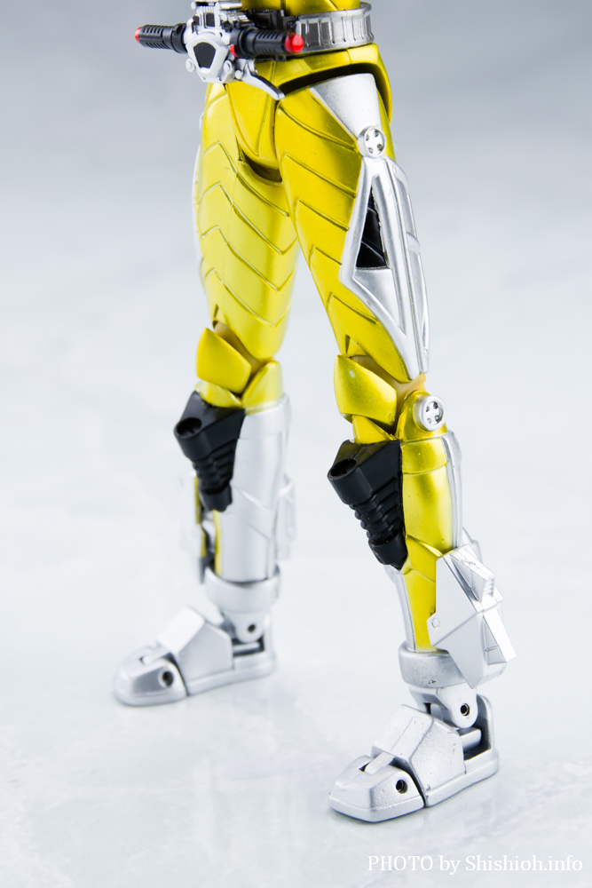 S.H.Figuarts ���ʃ��C�_�[�@�A�N�Z���u�[�X�^�[