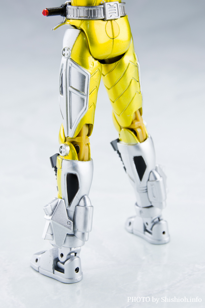 S.H.Figuarts ���ʃ��C�_�[�@�A�N�Z���u�[�X�^�[