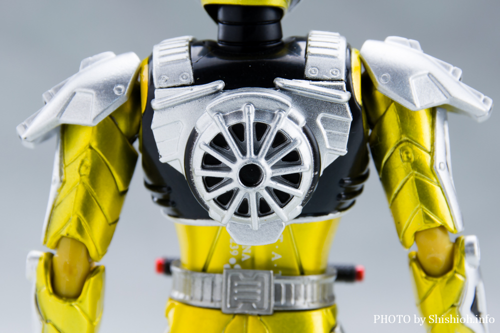 S.H.Figuarts ���ʃ��C�_�[�@�A�N�Z���u�[�X�^�[