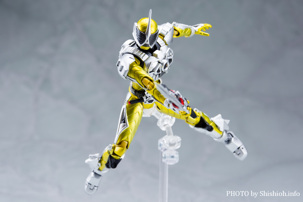 S.H.Figuarts ���ʃ��C�_�[�@�A�N�Z���u�[�X�^�[