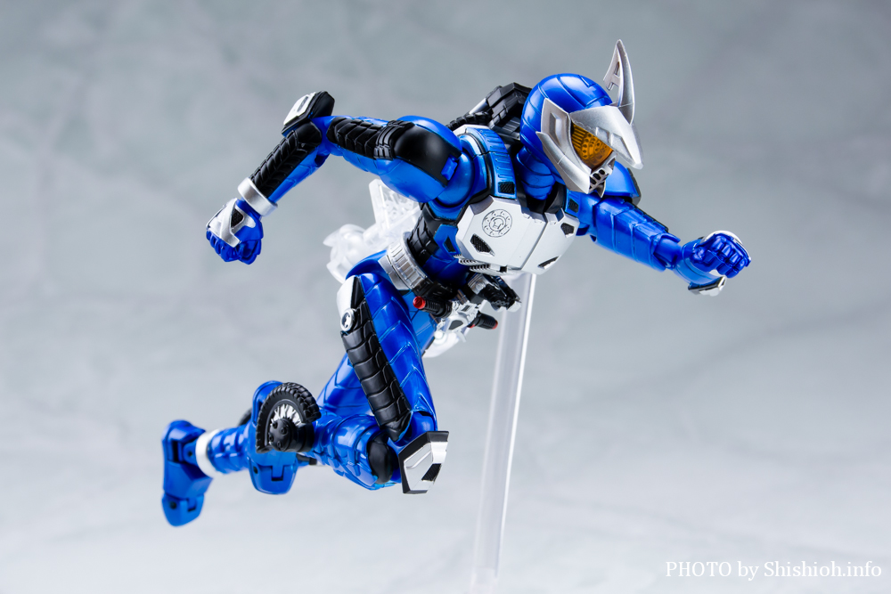 S.H.Figuarts ���ʃ��C�_�[�A�N�Z���g���C�A��