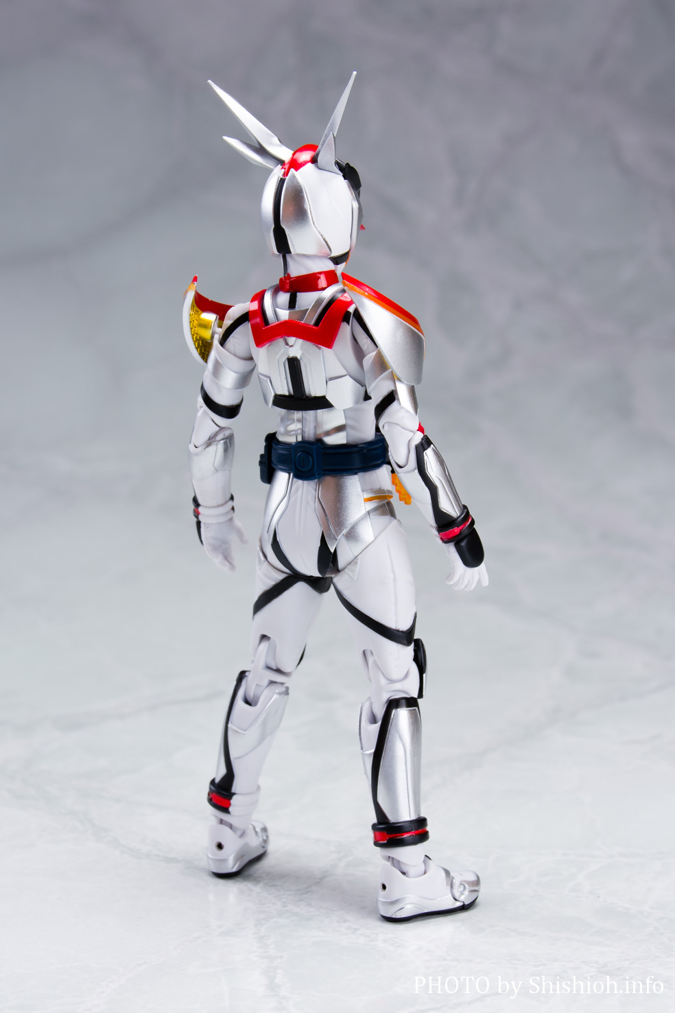  S.H.Figuarts ʃC_[AM NC[r[Qm