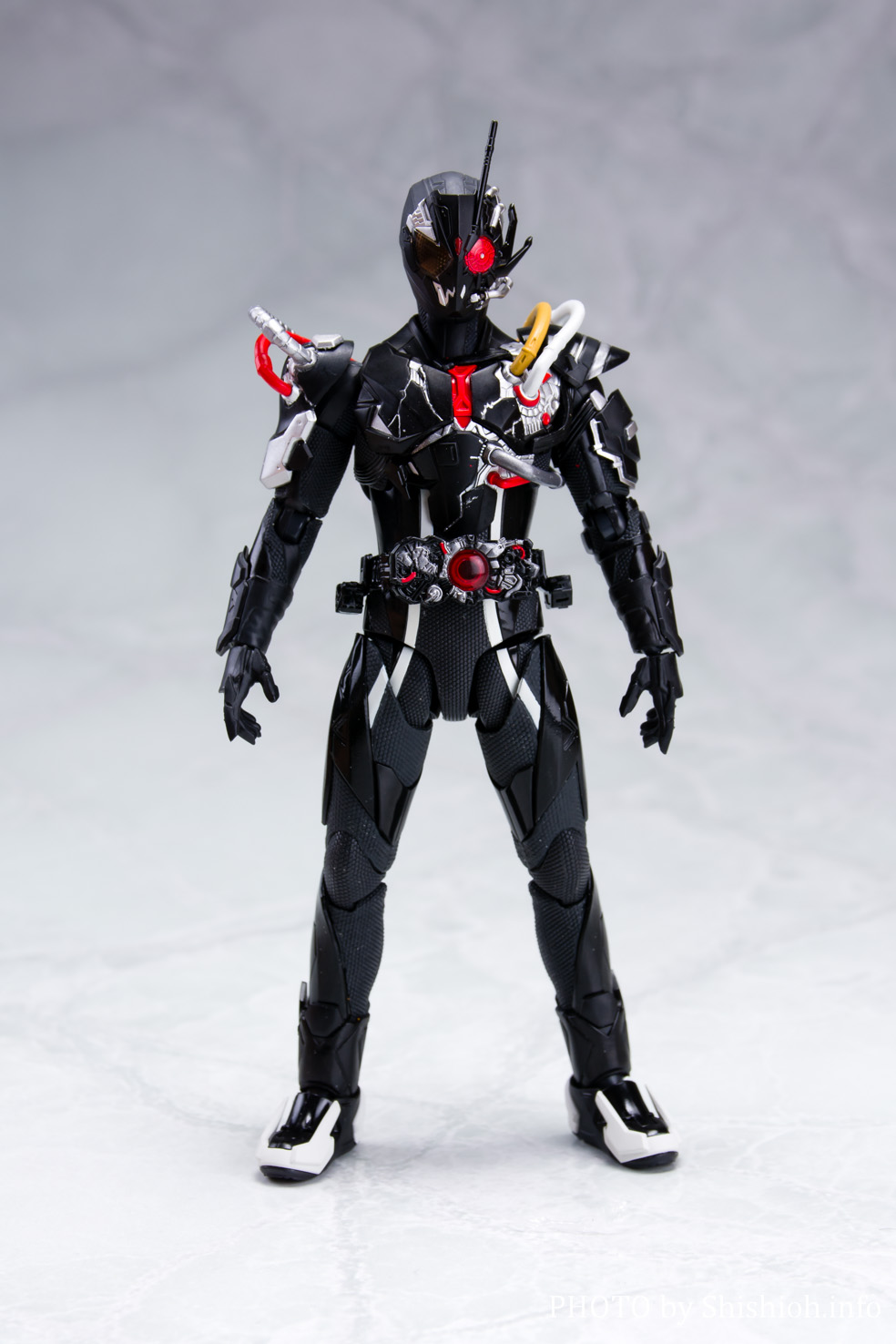 レビュー】S.H.Figuarts 仮面ライダーアークゼロ＆アークエフェクト