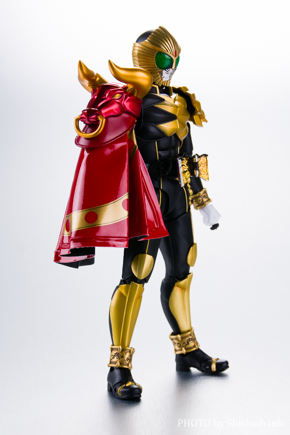 s.h.figuarts 真骨彫製法　仮面ライダービースト　マントセット