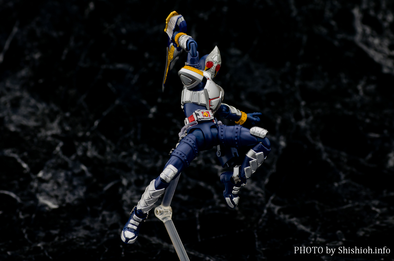 S.H.Figuarts 仮面ライダーブレイド