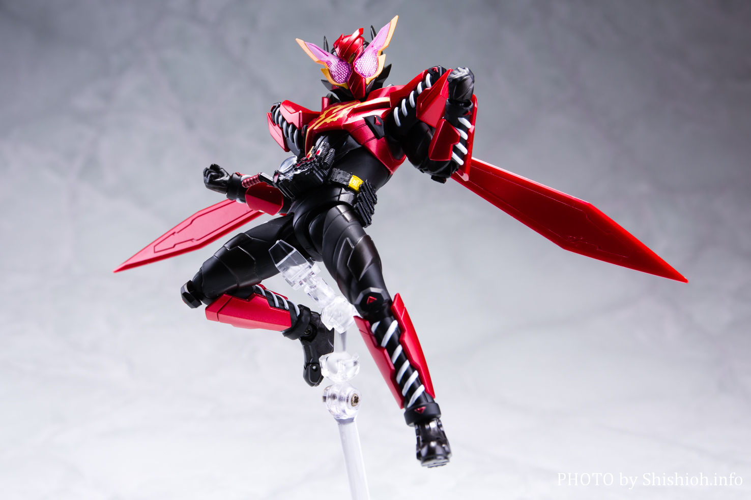 在庫あり/即出荷可】 S.H.Figuarts仮面ライダービルドラビットラビット ...