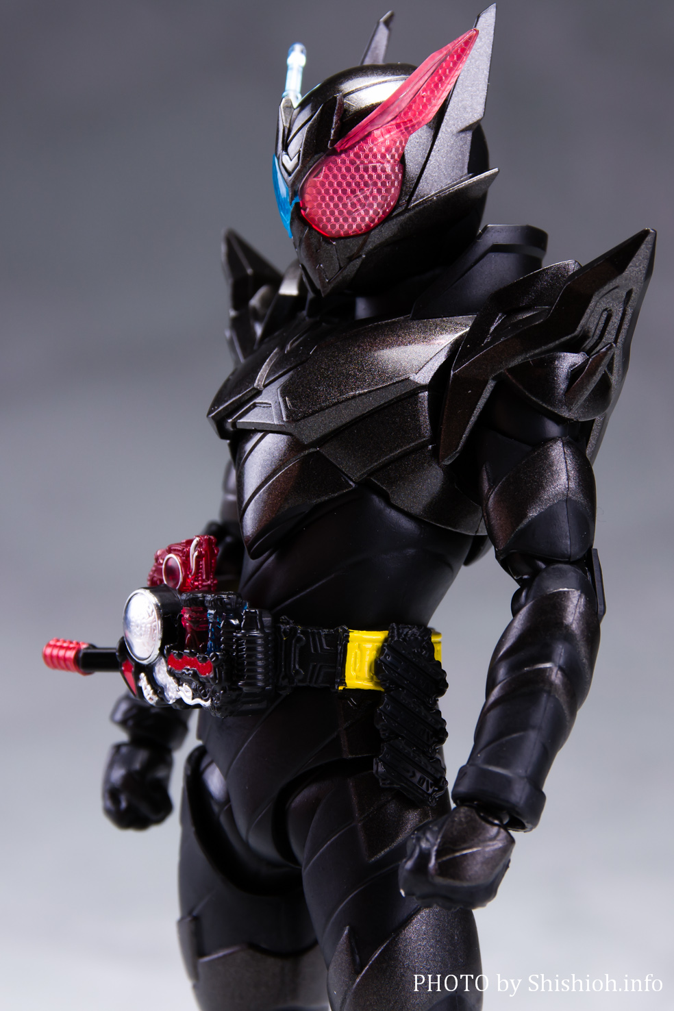 レビュー】 S.H.Figuarts 仮面ライダービルド ラビットタンクハザード