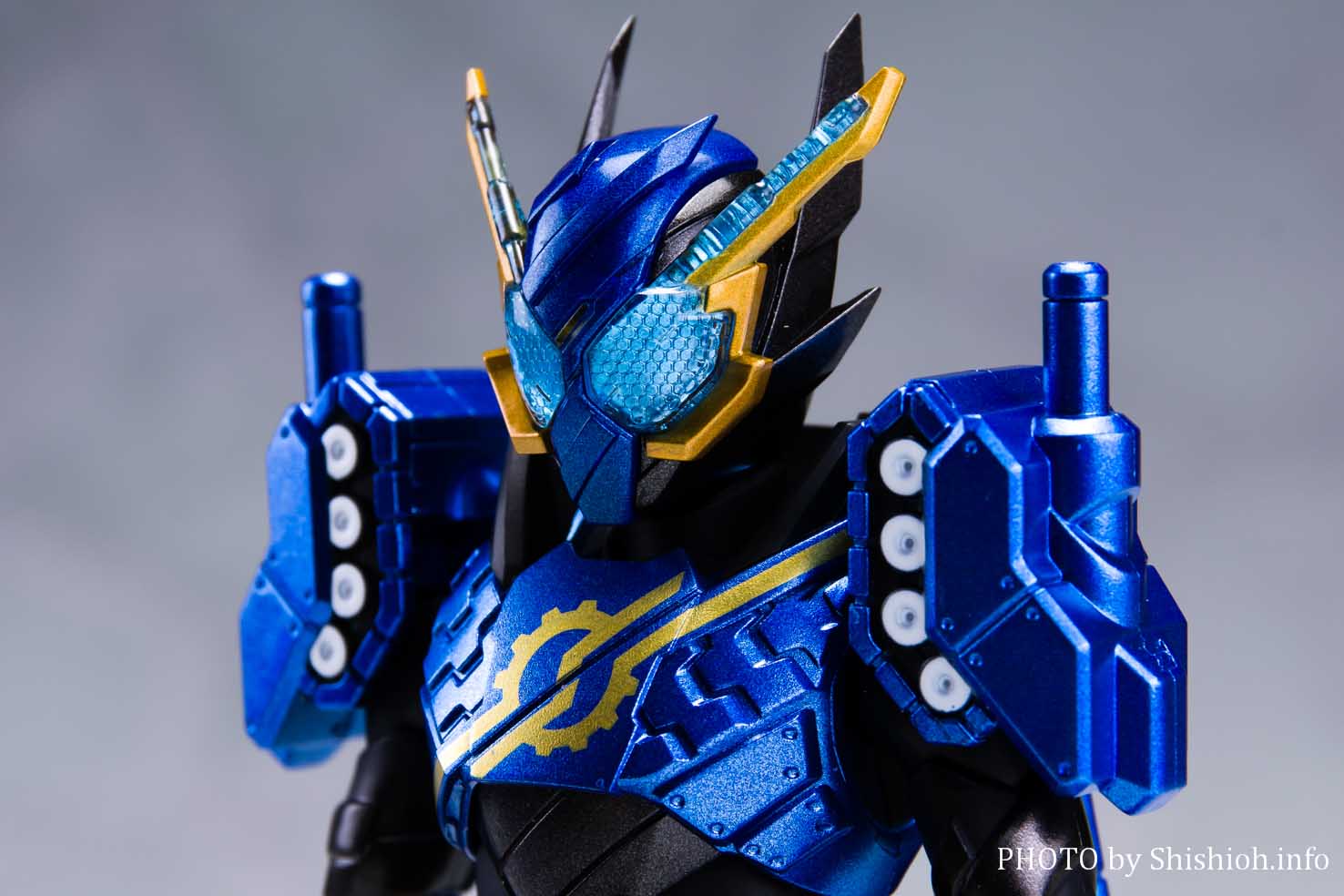 レビュー】 S.H.Figuarts 仮面ライダービルド タンクタンクフォーム