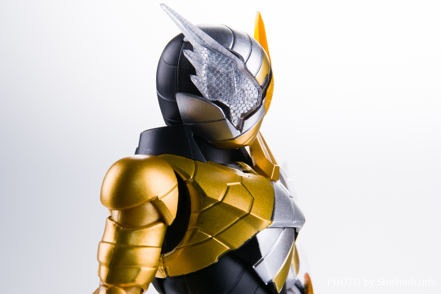 レビュー】 S.H.Figuarts 仮面ライダービルド トライアルフォーム 