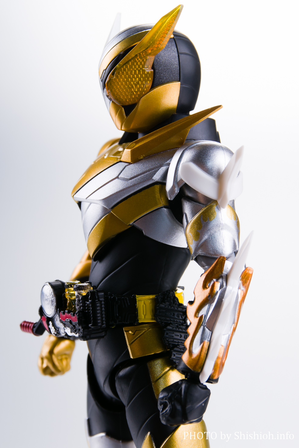 レビュー】 S.H.Figuarts 仮面ライダービルド トライアルフォーム 