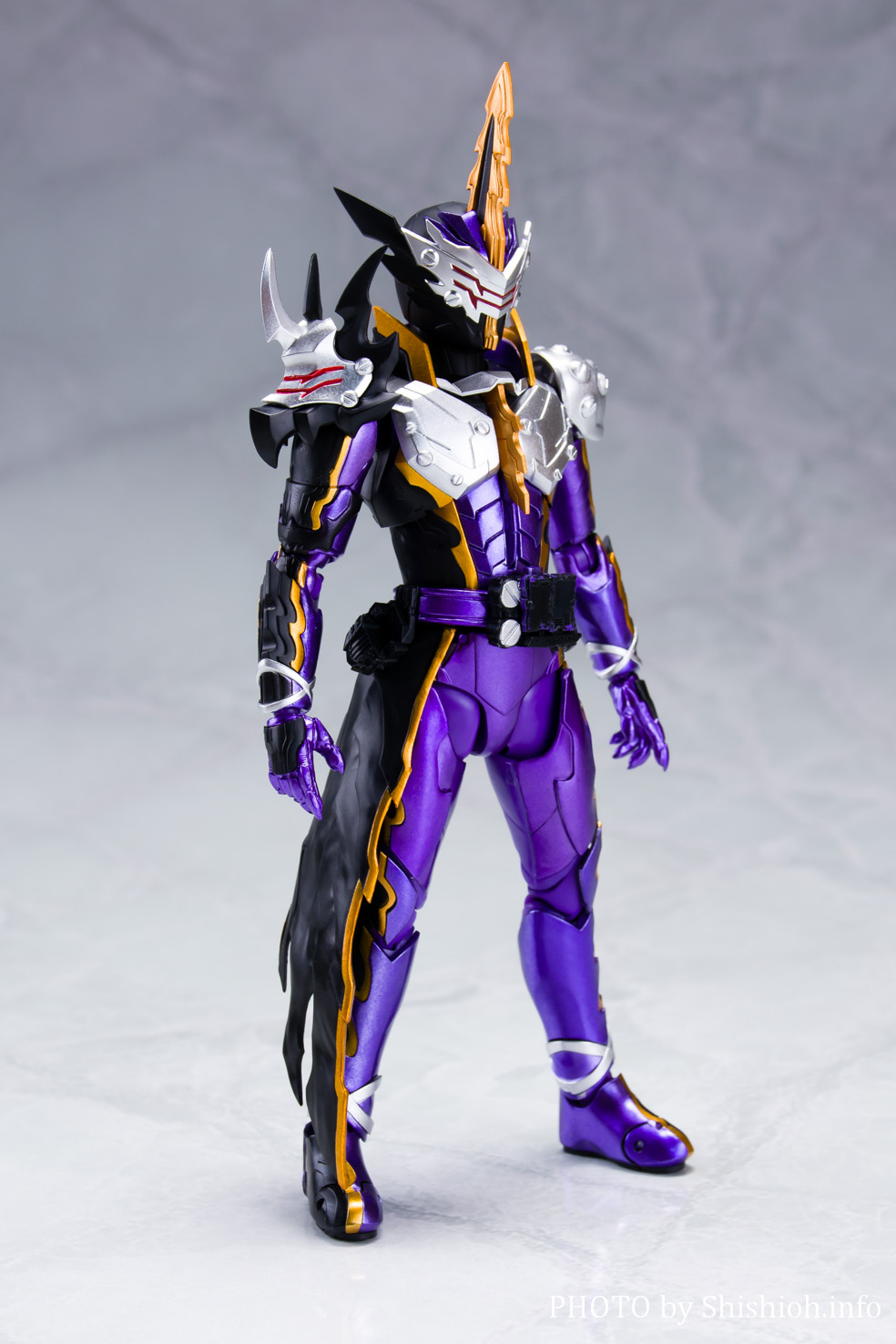 レビュー】 S.H.Figuarts 仮面ライダーカリバー ジャアクドラゴン