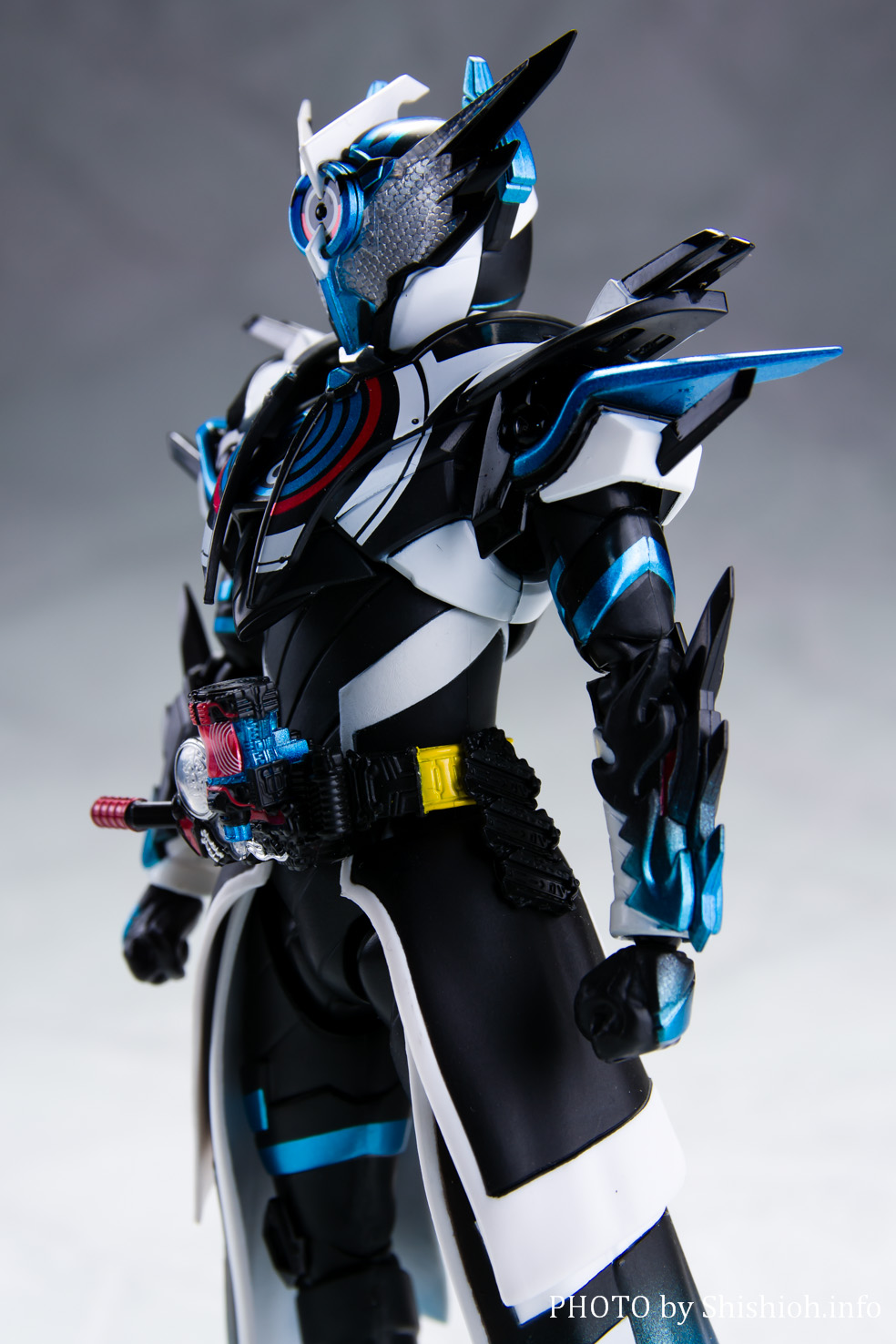 レビュー】 S.H.Figuarts 仮面ライダークローズエボル