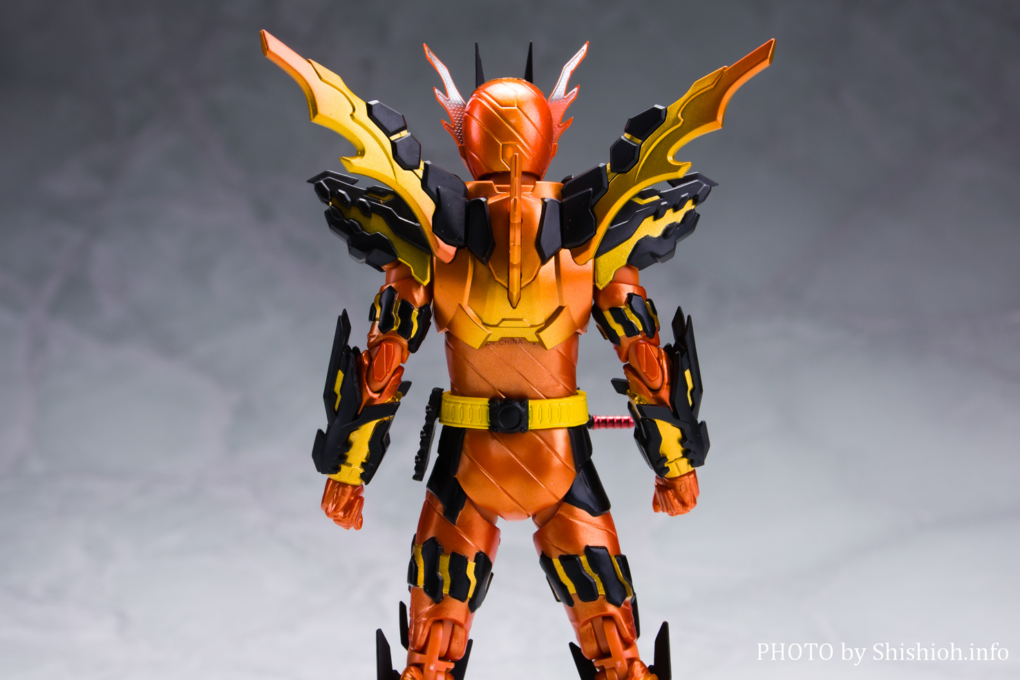 レビュー】 S.H.Figuarts 仮面ライダークローズマグマ