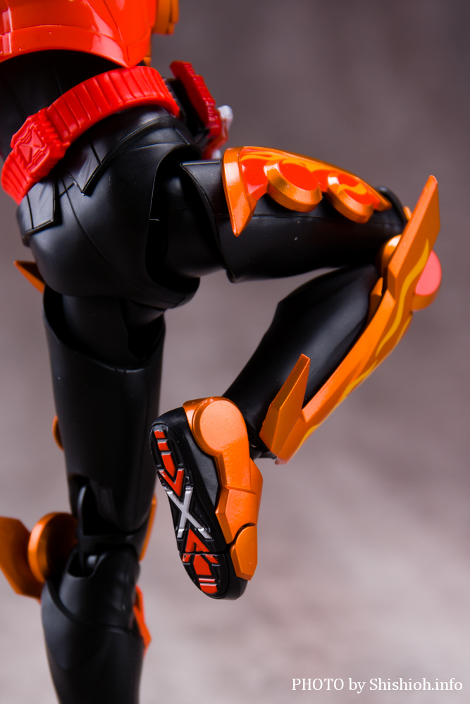 S.H.Figuarts ʃC_[t@C[Kb`[hfCuCN^Kb`[hfCuCN X`[zbp[