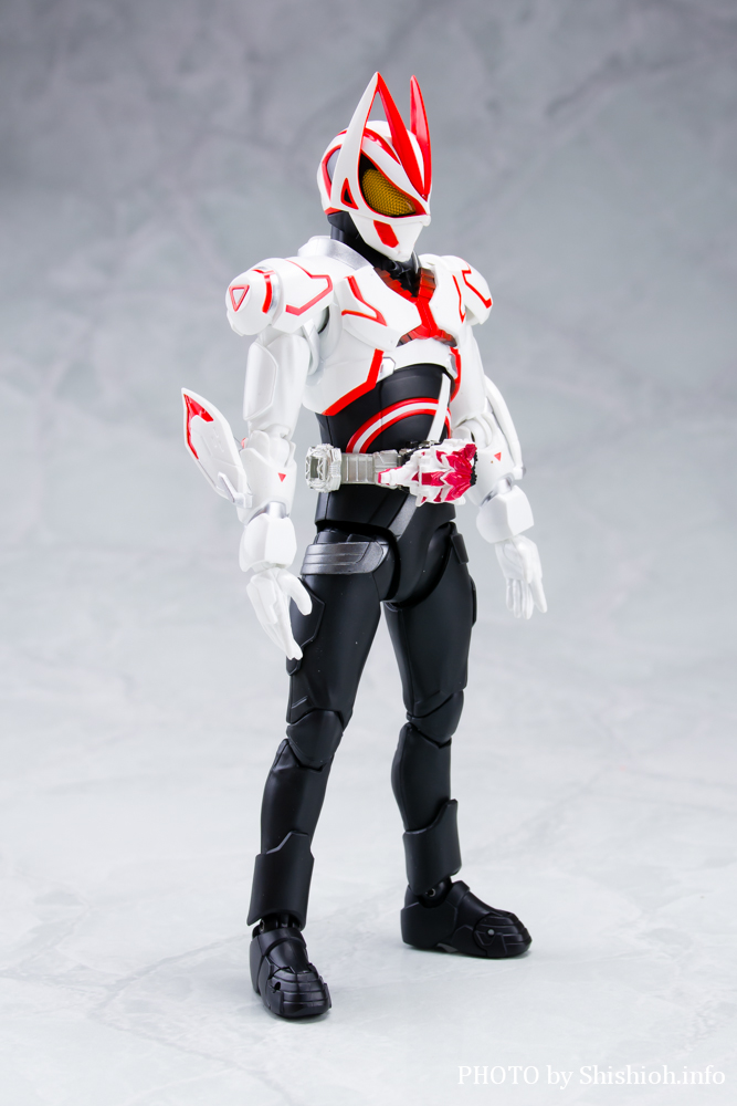 S.H.Figuarts ʃC_[M[c u[XgtH[}[NIII