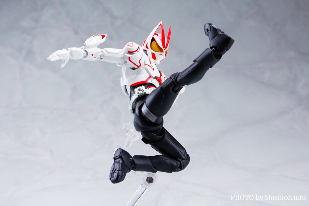 S.H.Figuarts ʃC_[M[c u[XgtH[}[NIII