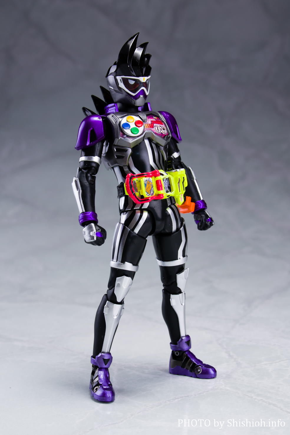 【流行商品】S.H.Figuarts 仮面ライダーゲンム アクションゲーマー レベル2 特撮