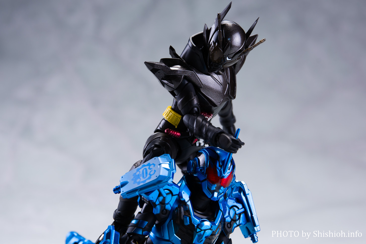 S.H.Figuarts 仮面ライダーメタルビルド ビルド NEW WORLD…-