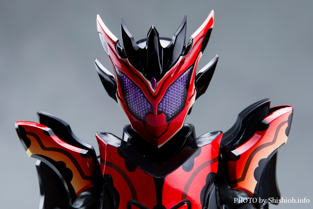 S.H.Figuarts ���ʃ��C�_�[�r�^�[�K�� �X�p�[�L���O�~�t�H�[��