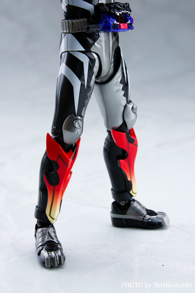 S.H.Figuarts ���ʃ��C�_�[�r�^�[�K�� �X�p�[�L���O�~�t�H�[��