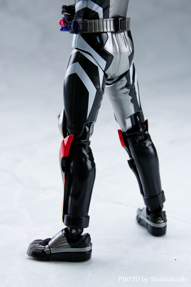 S.H.Figuarts ���ʃ��C�_�[�r�^�[�K�� �X�p�[�L���O�~�t�H�[��