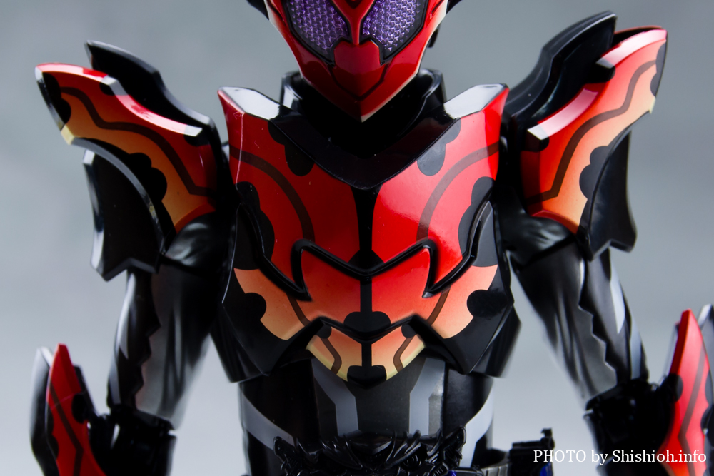 S.H.Figuarts ���ʃ��C�_�[�r�^�[�K�� �X�p�[�L���O�~�t�H�[��