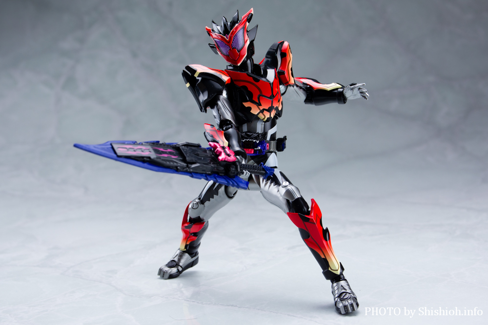 S.H.Figuarts ���ʃ��C�_�[�r�^�[�K�� �X�p�[�L���O�~�t�H�[��