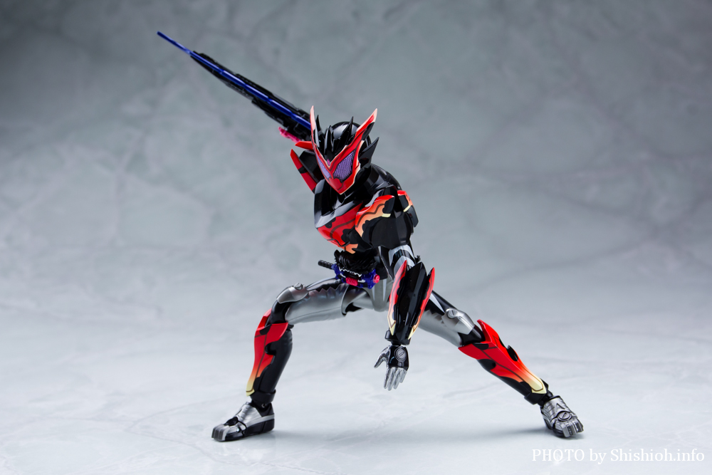 S.H.Figuarts ���ʃ��C�_�[�r�^�[�K�� �X�p�[�L���O�~�t�H�[��