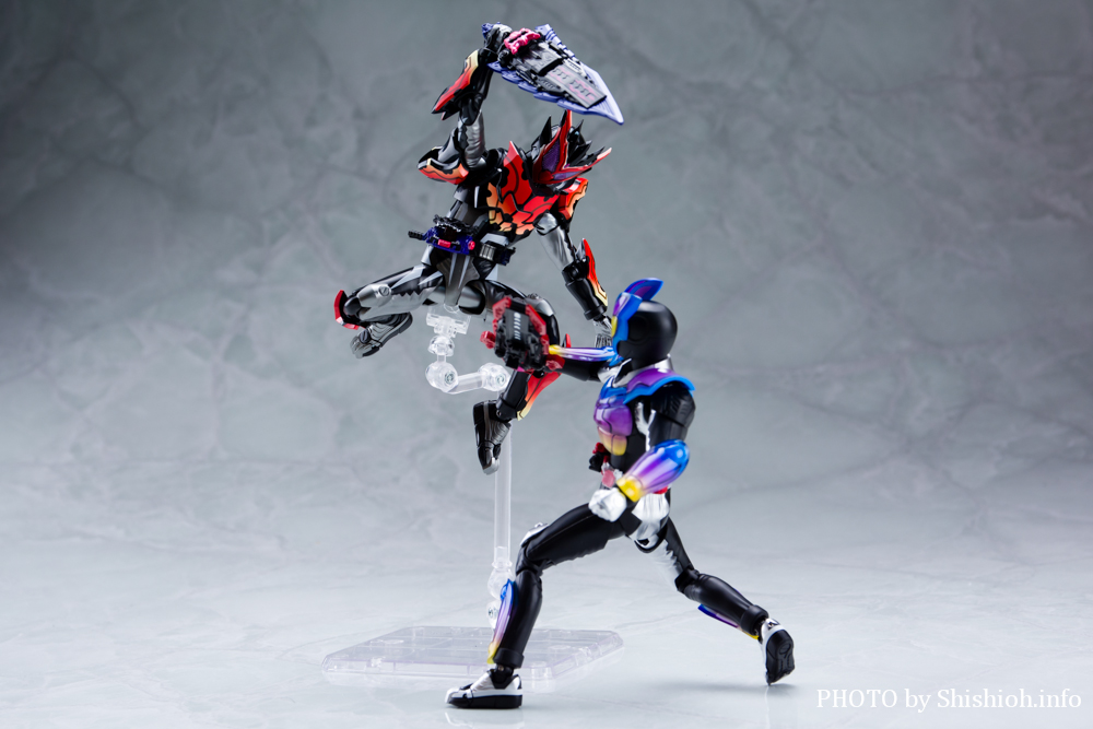 S.H.Figuarts ���ʃ��C�_�[�r�^�[�K�� �X�p�[�L���O�~�t�H�[��