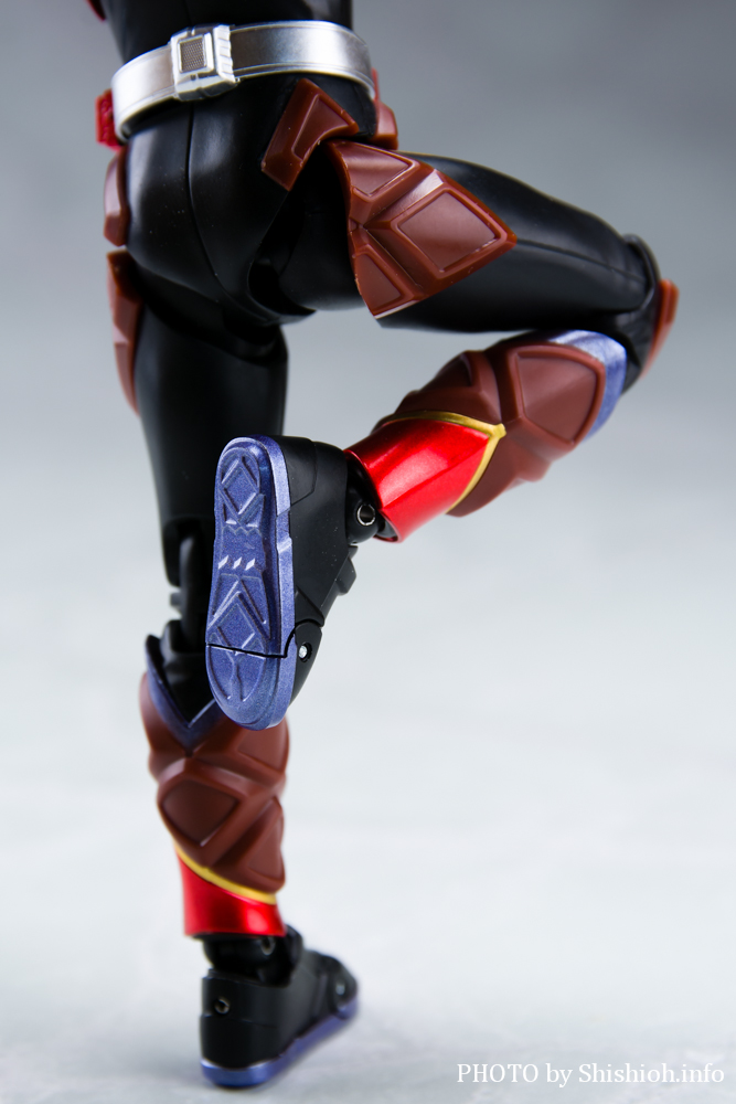 S.H.Figuarts 仮面ライダーヴァレン チョコドンフォーム