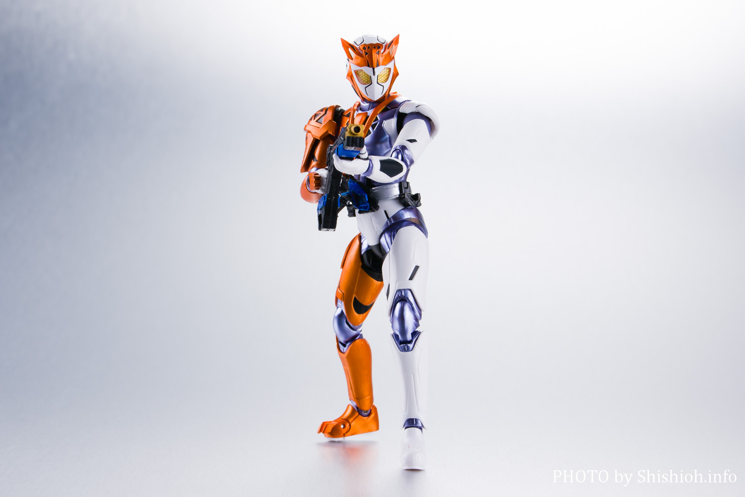 レビュー】 S.H.Figuarts 仮面ライダーバルキリー ラッシングチーター