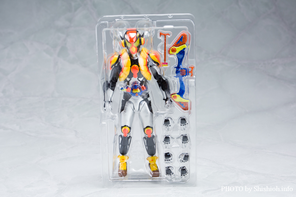 S.H.Figuarts ʃC_[ vJX^