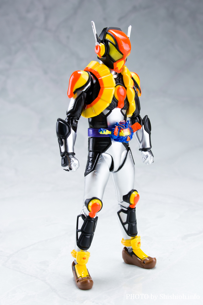 S.H.Figuarts ʃC_[ vJX^