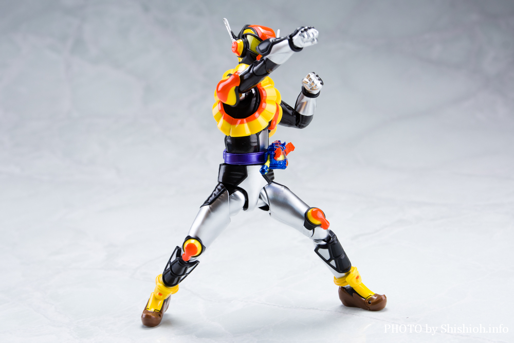 S.H.Figuarts ʃC_[ vJX^