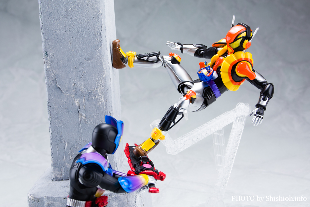 S.H.Figuarts ʃC_[ vJX^