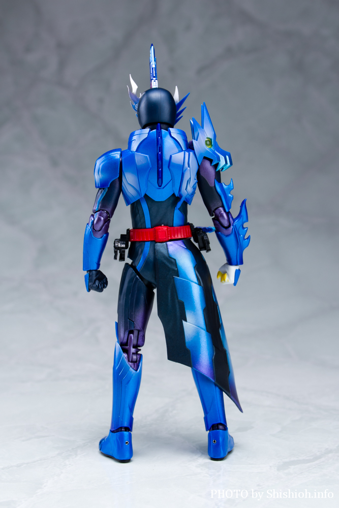 S.H.Figuarts 仮面ライダークロスセイバー