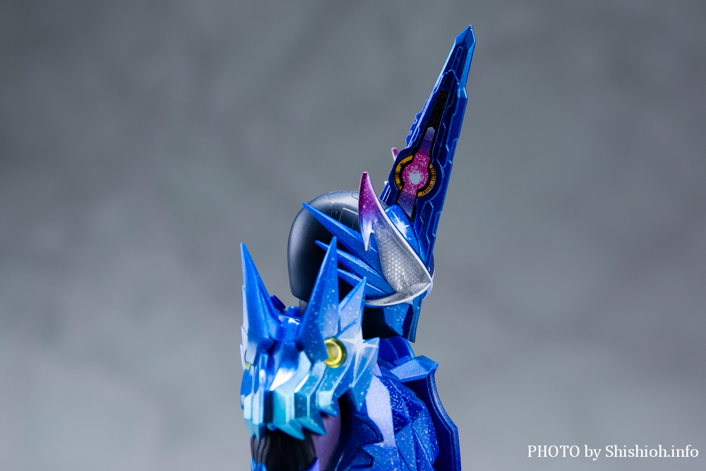 S.H.Figuarts 仮面ライダークロスセイバー