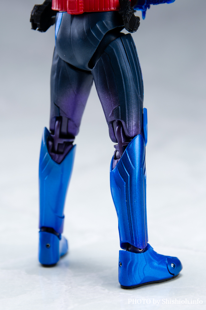 S.H.Figuarts 仮面ライダークロスセイバー