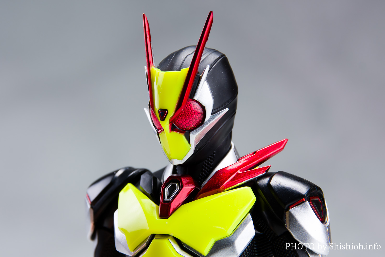 大量入荷 SHフィギュアーツ イズver. 仮面ライダーゼロツー 特撮