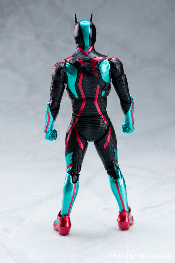 S.H.Figuarts ���ʃ��C�_�[�[�b�c �t�B�W�J���C���p�N�g