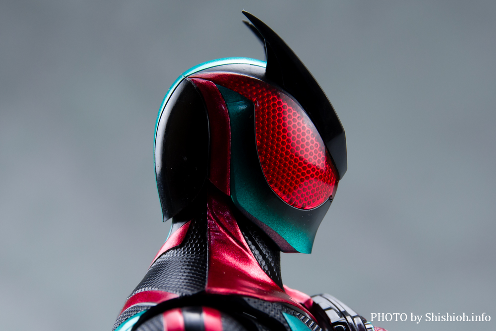 S.H.Figuarts ���ʃ��C�_�[�[�b�c �t�B�W�J���C���p�N�g