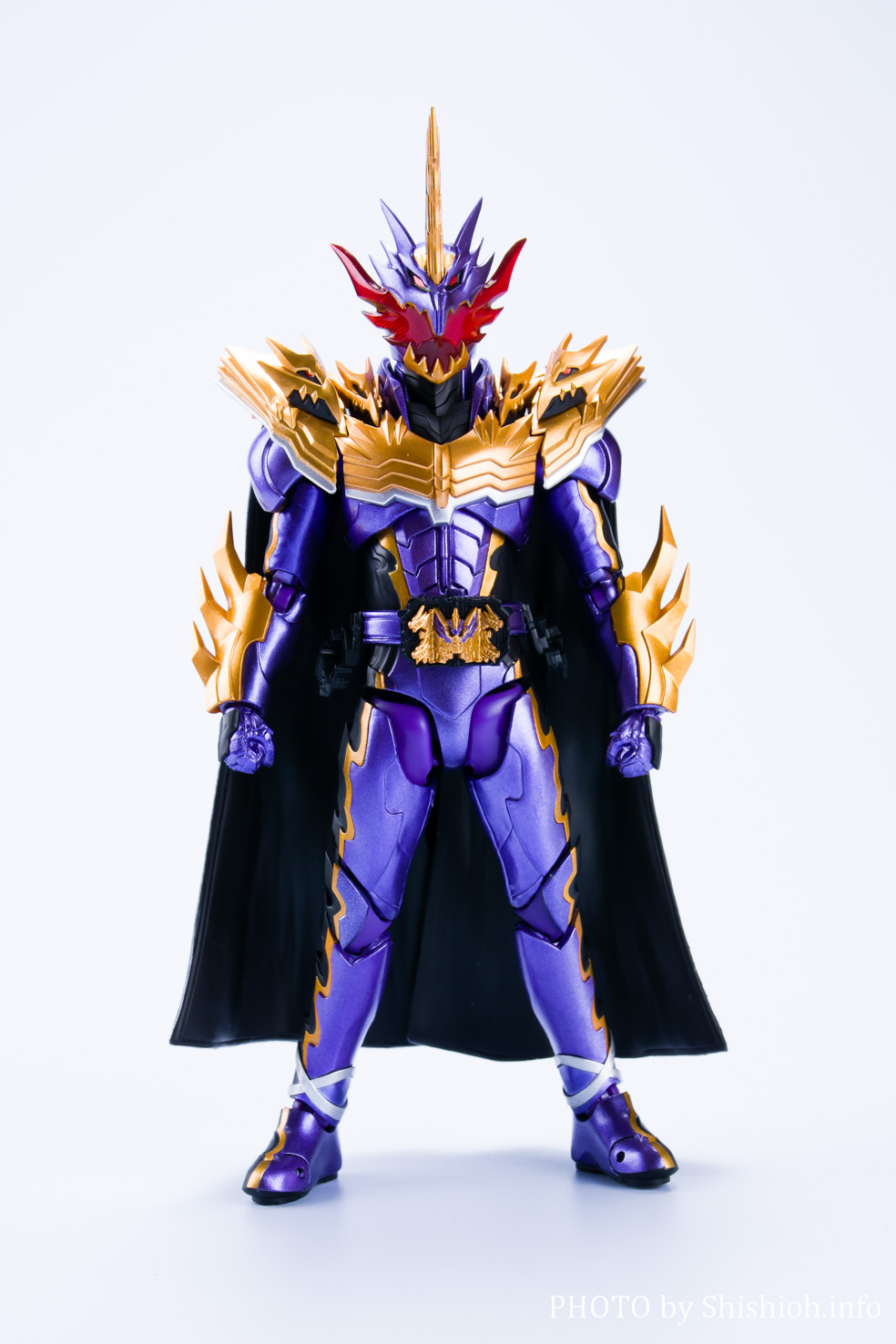 S.H.Figuarts 仮面ライダーセイバードラゴニックナイト 仮面ライダー