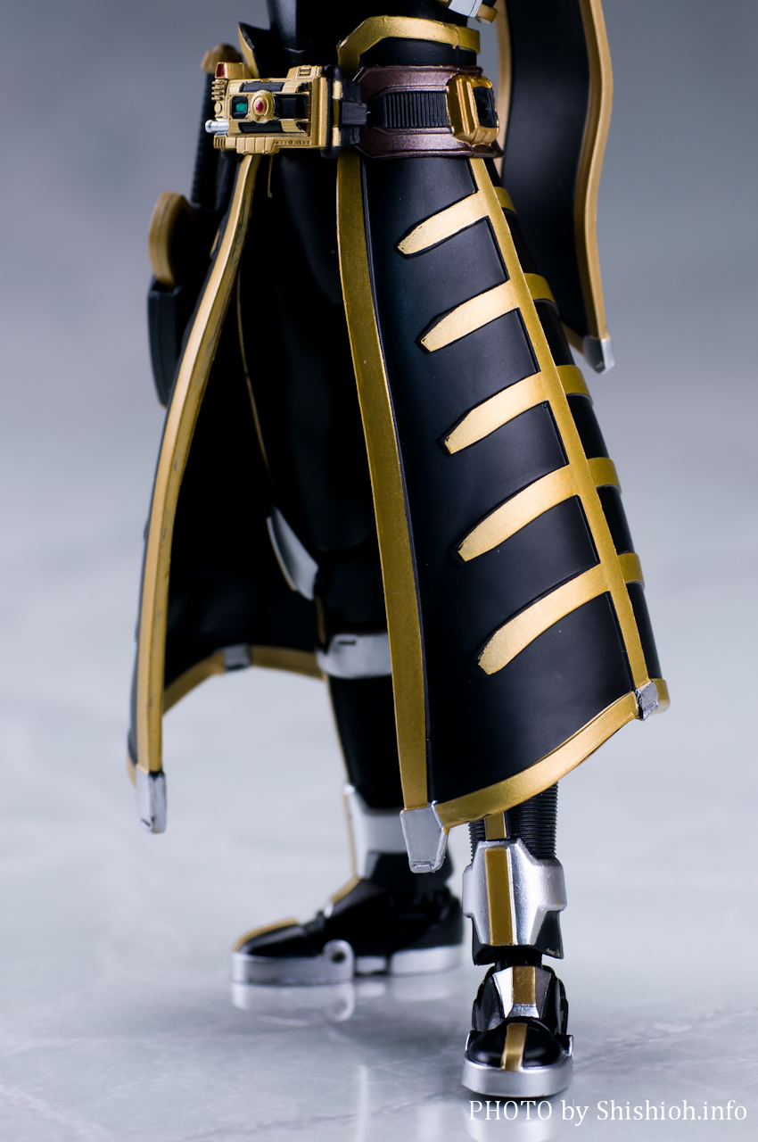 S.H.Figuarts ���ʃ��C�_�[�I�[�K