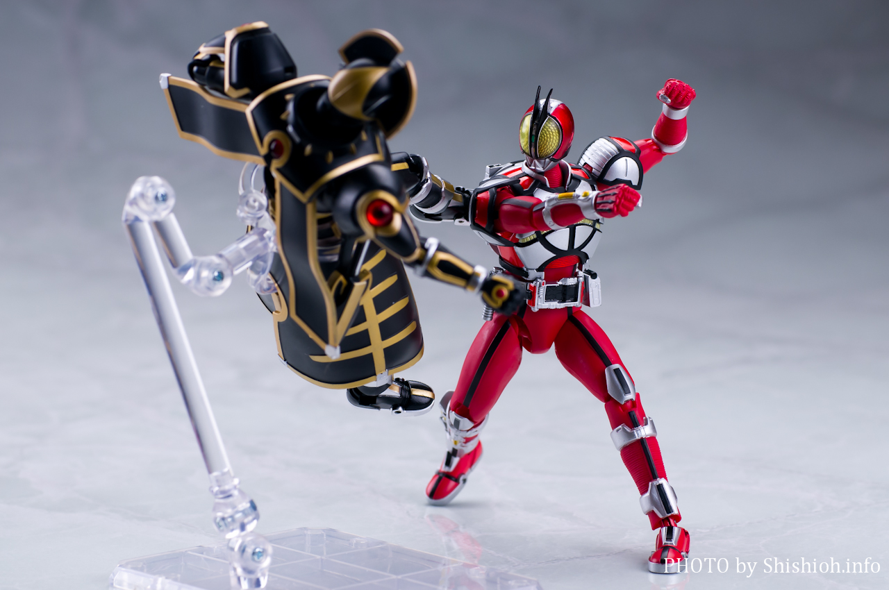 S.H.Figuarts ���ʃ��C�_�[�I�[�K