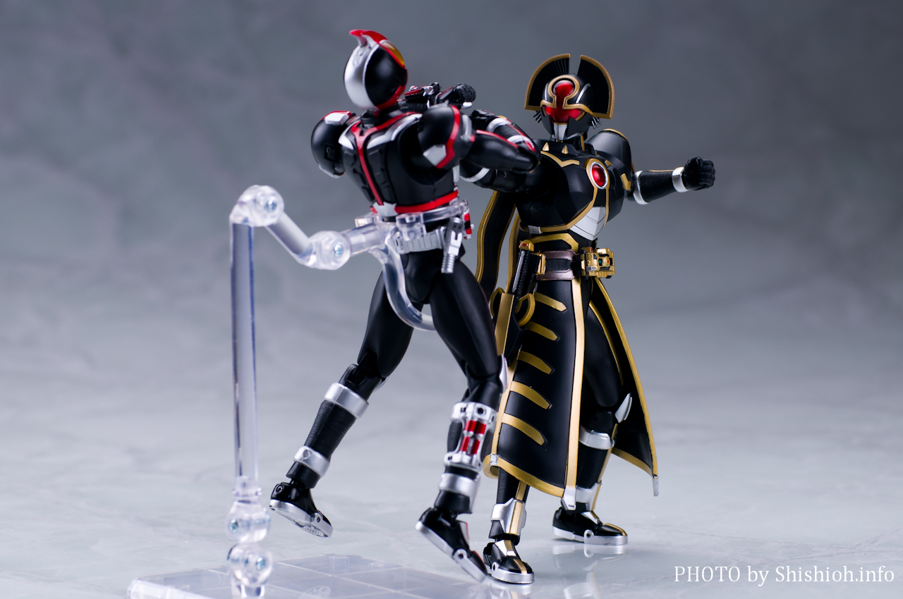 S.H.Figuarts ���ʃ��C�_�[�I�[�K