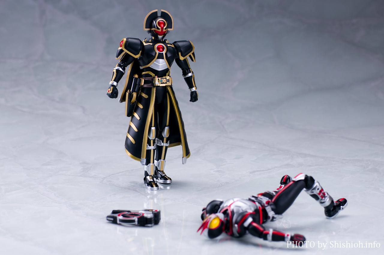 S.H.Figuarts ���ʃ��C�_�[�I�[�K